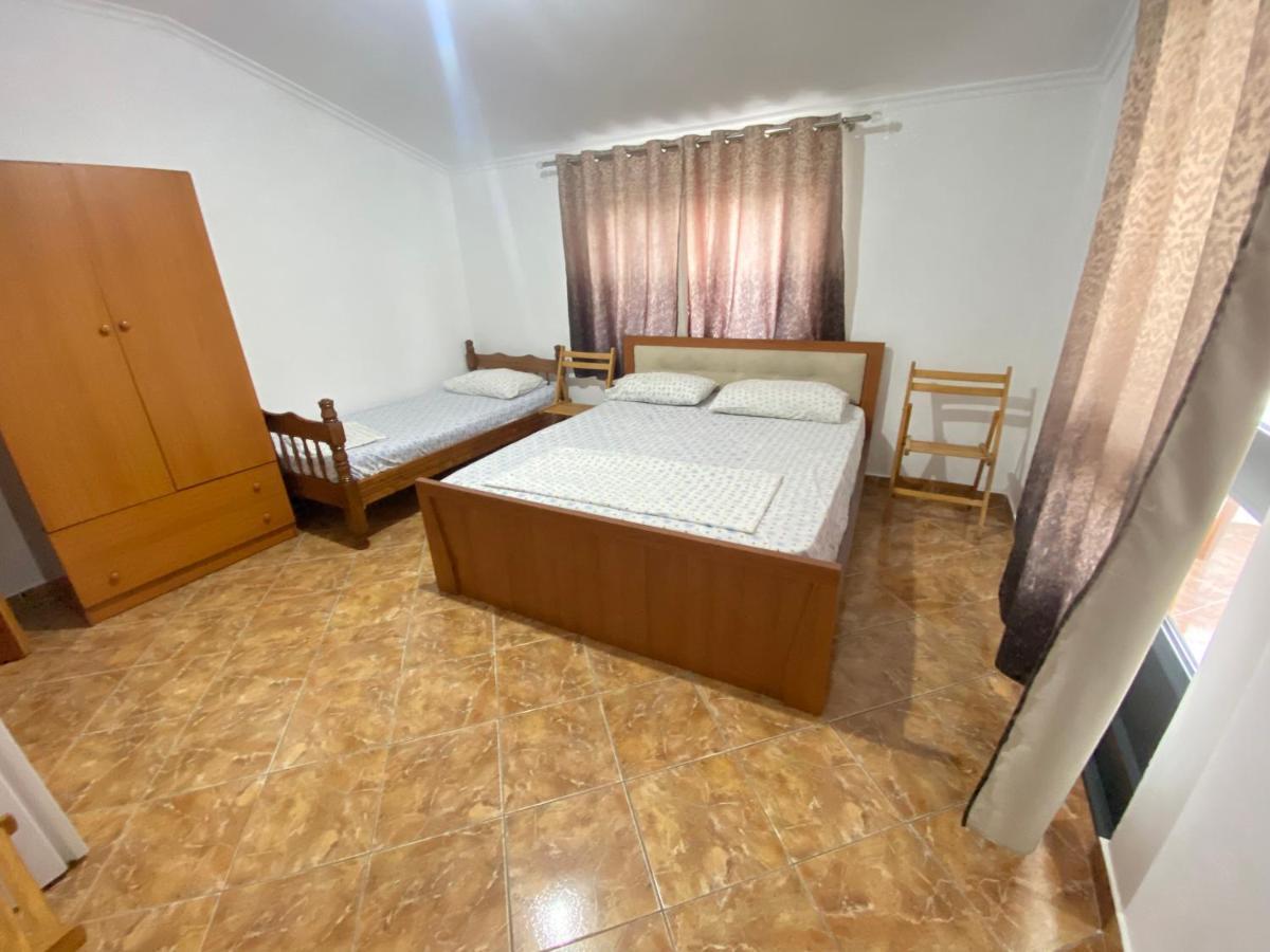 Villa Osmani ดูร์เรส ภายนอก รูปภาพ